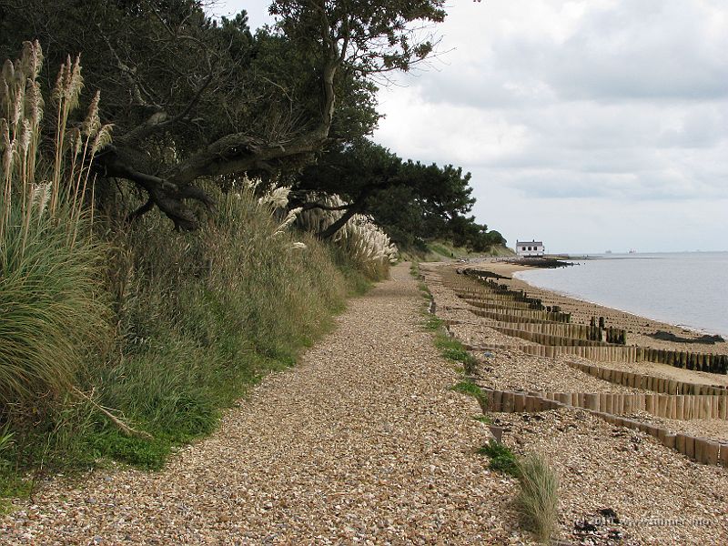IMG_1708.jpg - Let's start out at a gravel beach near Lepe (Southampton area)
