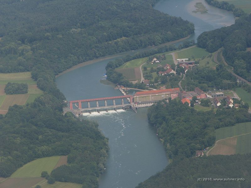 IMG_1403.JPG - Yes, it's Eglisau power station - we're back home!