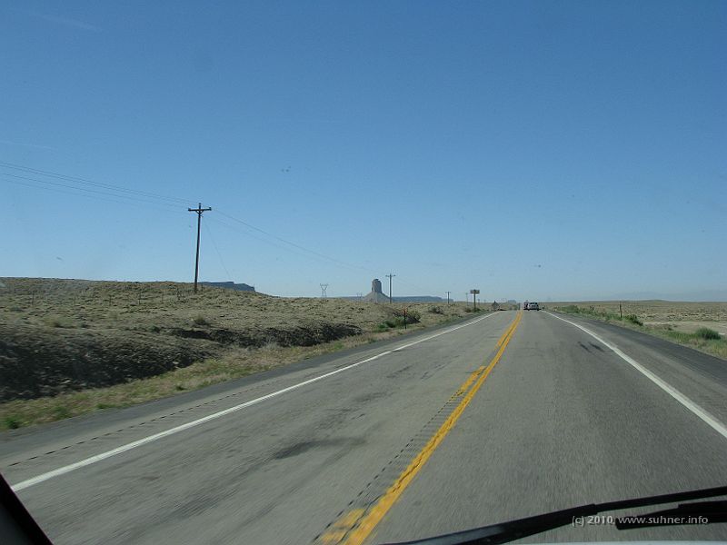 IMG_1402.jpg - Very soon, the surroundings become more and more deserted