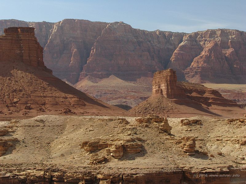 IMG_1559.jpg - Rock formations on my way towards Lees Ferry.