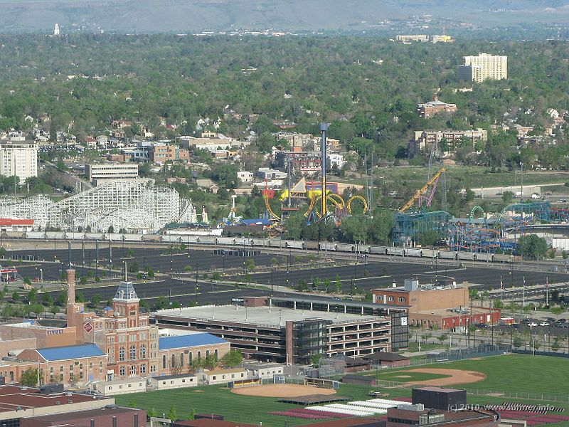 IMG_1184.jpg - Pity I had no time to try Denver's roller coaster park.