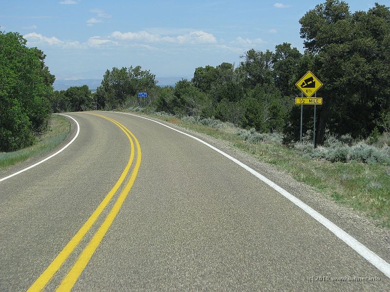 IMG_1876.JPG - On the way back towards Kanab