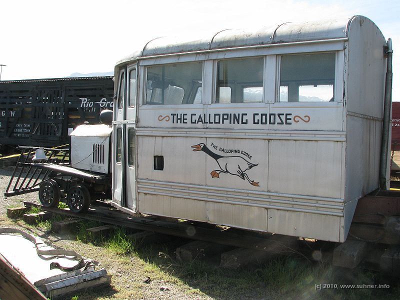 IMG_1318.jpg - And the old bus running on rail tracks