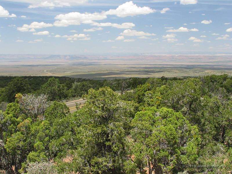 IMG_1882.JPG - Huge plains on the way towards Kane