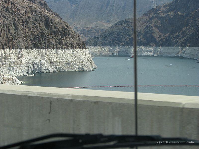 IMG_1985.JPG - ...ok, seems like they had already used up some of the reservoir