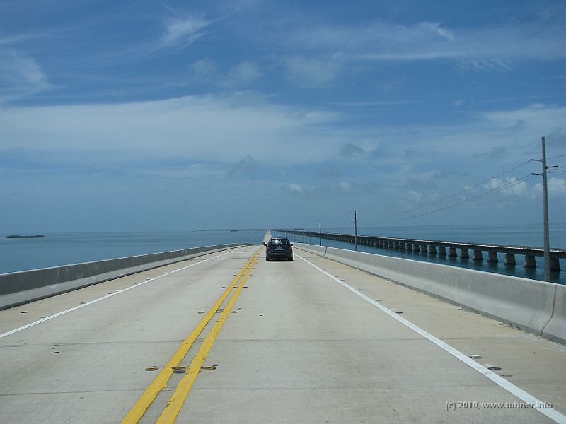 IMG_2925.JPG - here we go: miles and miles on bridges only.